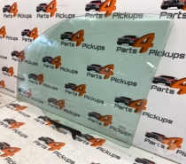car spares Powys Berriew - Powys - Photos for 2011 nissan navara passenger front factory tinted window 80301eb3
